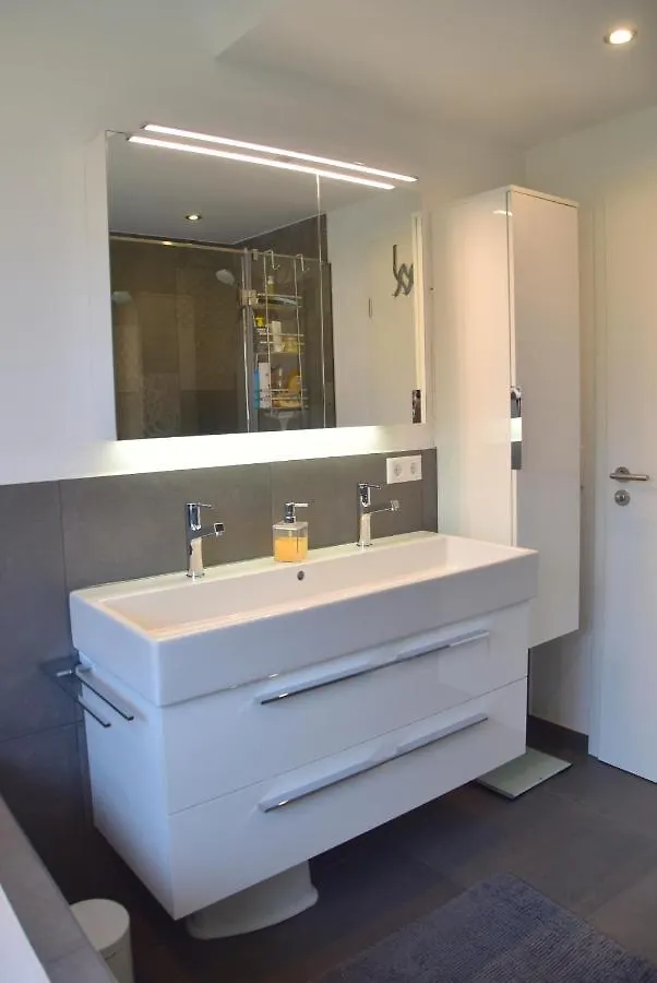 Wunderschone Helle Wohnung, 10 Min Zum Zentrum Stuttgart Lejlighed